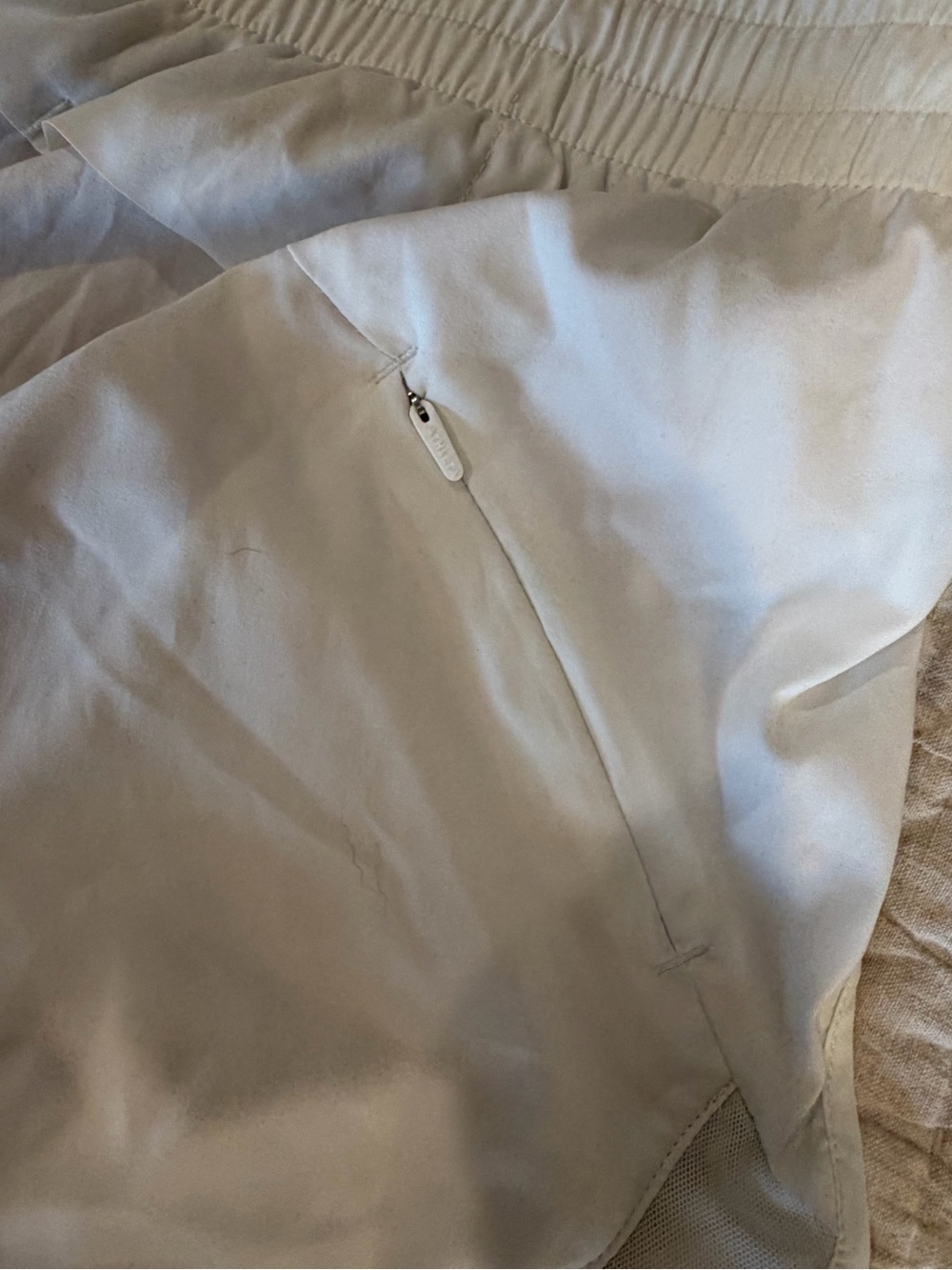 Athleta Mesh Racer Run Short - Picture 3 of 5